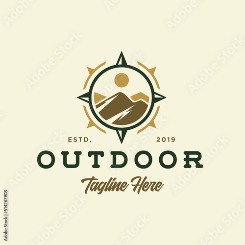 vintage retro outdoor brand logo concept. hipster badge adventure outdoor logo with Compass and mountain  design concept. Universal compass logo. Modern vintage retro concept