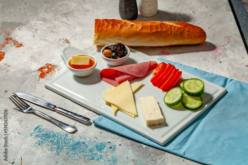 single breakfast plate
