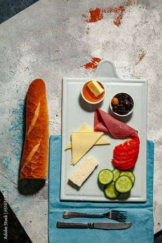 single breakfast plate
