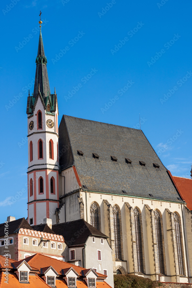 Fototapeta premium Beautiful view to church and castle in Cesky Krumlov, Czech republic