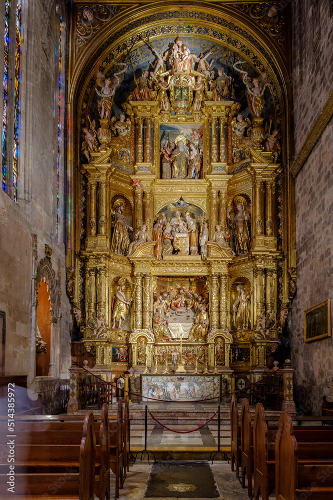 Capilla del Corpus Christi, retablo barroco de madera dorada y policromada, siglo XVII, Catedral de Mallorca,  La Seu, siglo XIII. gótico levantino, palma, Mallorca, Spain