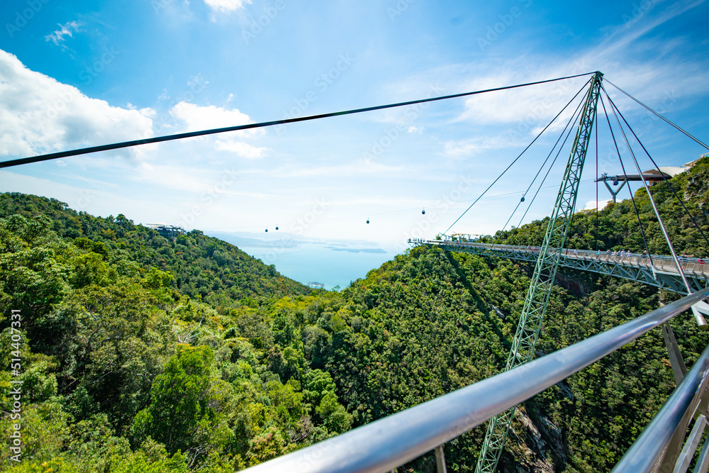Obraz premium A beautiful view of Sky Bridge in Langkawi, Malaysia.
