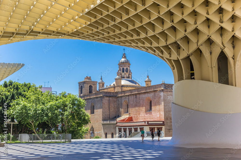 Obraz premium Setas de Sevilla and Anunciacion church in Sevilla, Spain