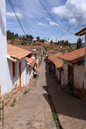 View of the streets of the town of Chinchero in Cusco. © Erik González