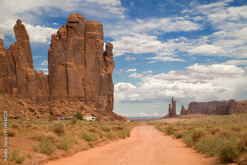 Obraz na płótnie The Hub in Monument Valley w salonie