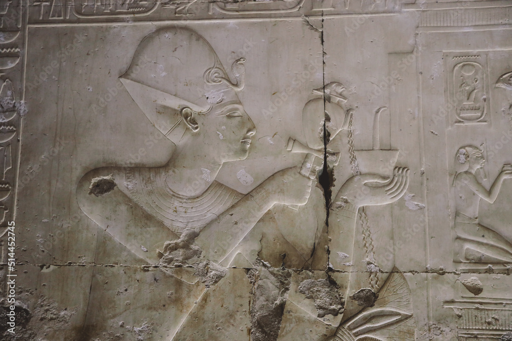 Seti Draw Foto de Ancient Egyptian Drawing on the Walls of the temple of Seti I ...