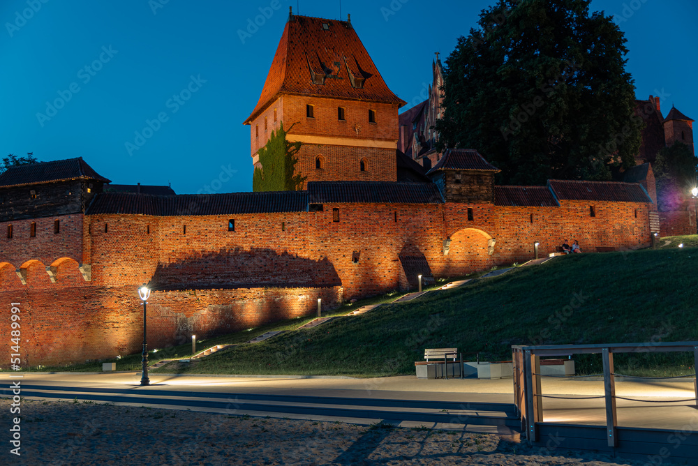Obraz premium Castle in Malbork at night