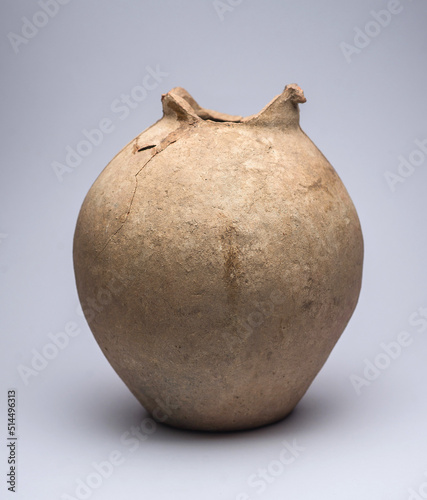 CLOSE UP OF ANCIENT PERUVIAN VESSEL