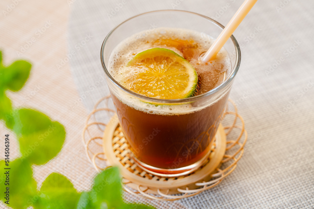 アイスコーヒーのソーダ割り アイスコーヒーのソーダ割り