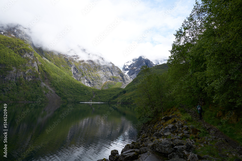 Fototapeta premium Beautiful scenic mountain lake