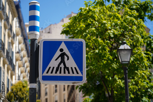 pedestrian crossing in Madrid, Spain. photo during the day.