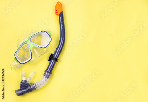 Snorkel mask for scuba diving