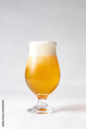 ビアグラスに注がれたビール