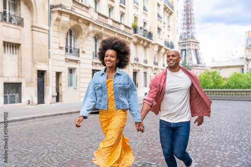 Afro-american beautiful couple in love visiting Paris © oneinchpunch