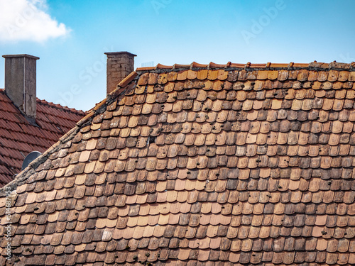 Schäden an altem Dach © focus finder