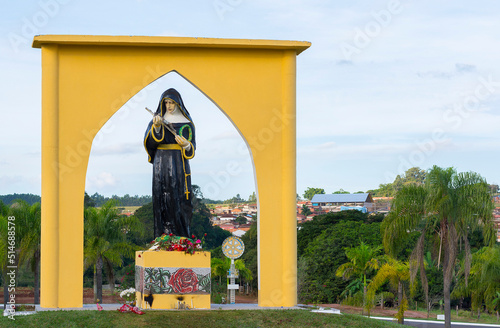 Fotografía Statue of Santa Rita de Cassia in Cassia dos Coqueiros - Sao Paulo - Brazi