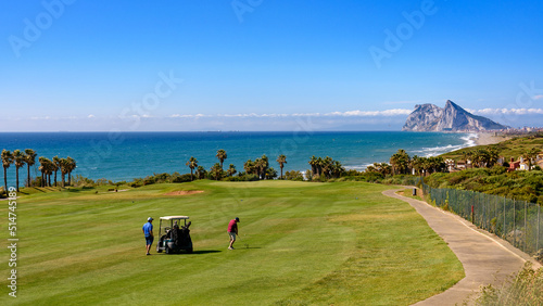Obraz na płótnie pole golfowe z widokiem na Gibraltar w salonie