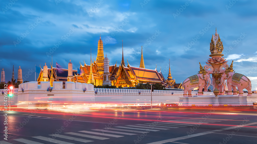 Grand palace with traffic light at dusk (Bangkok, Thailand)