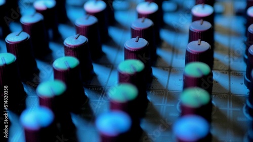 A focus on a mix table