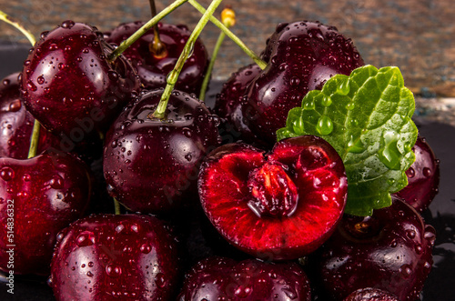 Obraz na płótnie Juicy cherry berry close-up. Cut cherry w salonie
