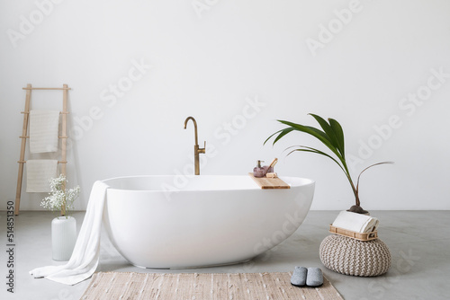 Fotografie Photo of contemporary bathroom interior at minimalistics apartment