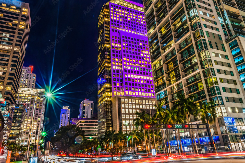 Obraz premium Brickell Avenue Traffic Night Buildings High Rises Downtown Miami Florida
