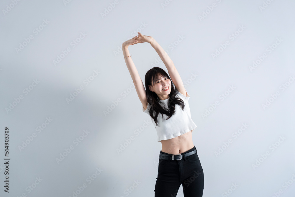ストレッチをする女性 ストレッチをする女性