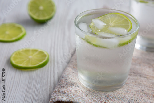 Refreshing Ice Water with Lime Ready to Drink
