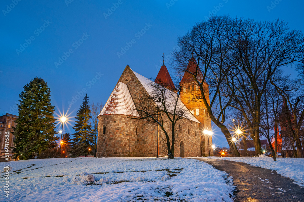 Fototapeta premium Minor basilica in Inowrocław, church of the name of the Blessed Virgin Mary, Inowrocław, Kuyavian-Pomeranian Voivodeship, Poland