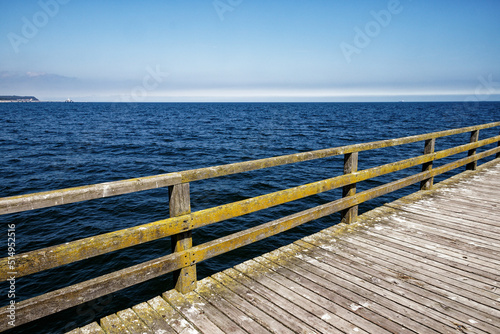 fence on the coast © MarekLuthardt