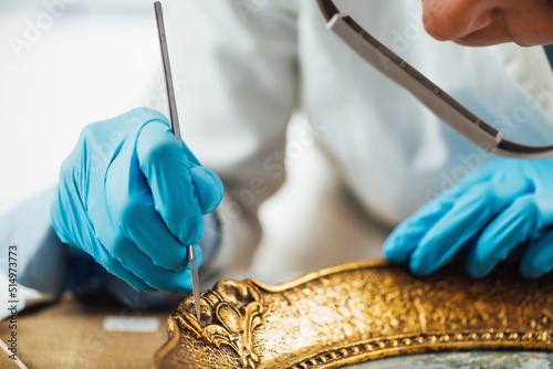 Restoring an Antique Gold Picture Frame