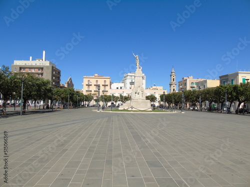 Obraz na plátně Piazza Vittorio Emanuele, città di Monopoli, Bari. Sud Europa
