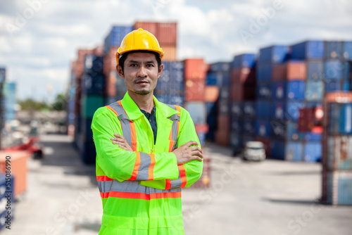 Stampa su tela Foreman containers cargo inspector working