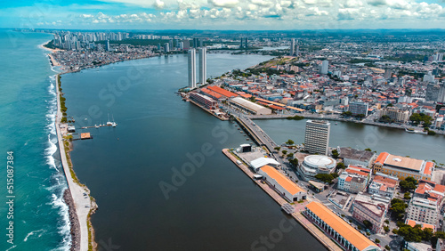 Recife Antigo Pernambuco Marco Zero Centro Histórico Porto Mar Rio Água Canais Pontes Prédios Paisagem Urbana Coral Praça Rio Branco Parque Esculturas Brennand