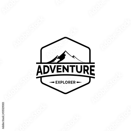 Retro Vintage Mountain Adventure Outdoor Hipster Emblem Logo design