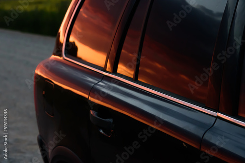 Slika na platnu SUV on off-road rocky road