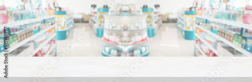 Obraz na plátně Empty white marble counter top with blur pharmacy drugstore shelves background
