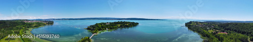 Konstanz, Deutschland: Panorama der Bodenseeinsel Mainau