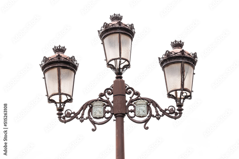 Lámpara antigua, de calle antigua con fondo blanco
