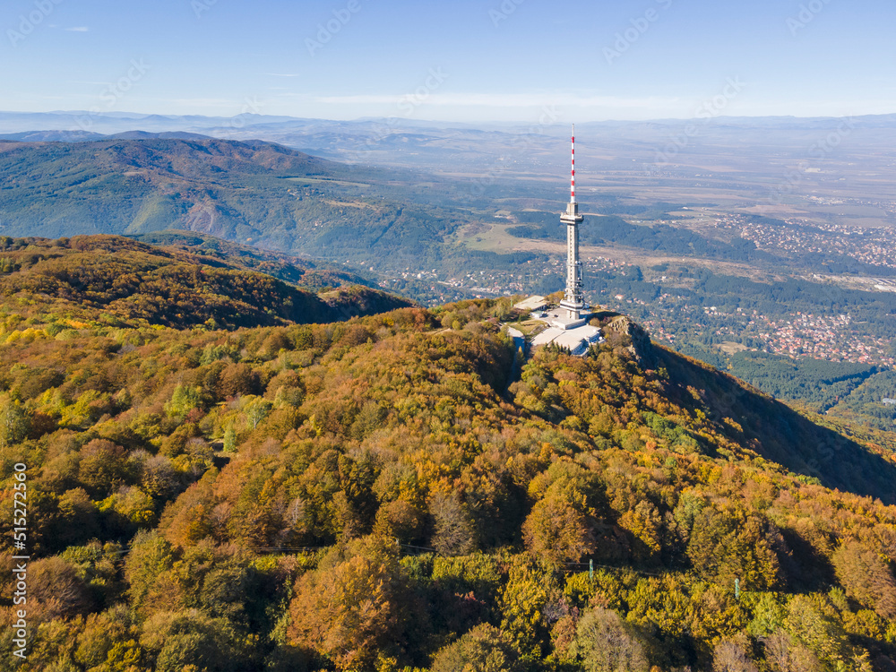Obraz premium Aerial view of Vitosha Mountain at Kopititoto area, Bulgaria