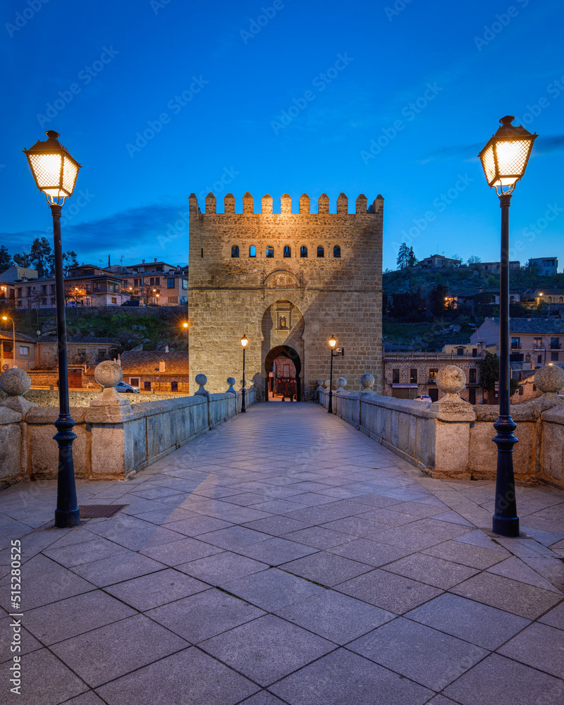 San Martin's Bridge, Toledo, Spain - obrazy, fototapety, plakaty 