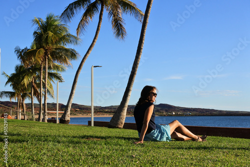 Obraz na płótnie Australian woman enjoys Dampier foreshore picnic area in Dampier Western Australia w salonie