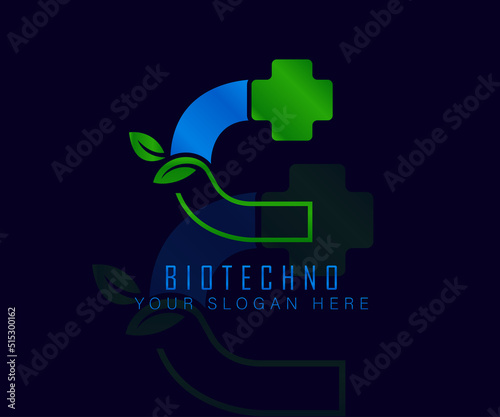 Biotech logo with herbal leaf letter C. Herbal logo vecktor template. medical herbal logo.