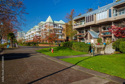 Fotografie Promenade path along the Fraser River in New Westminster City