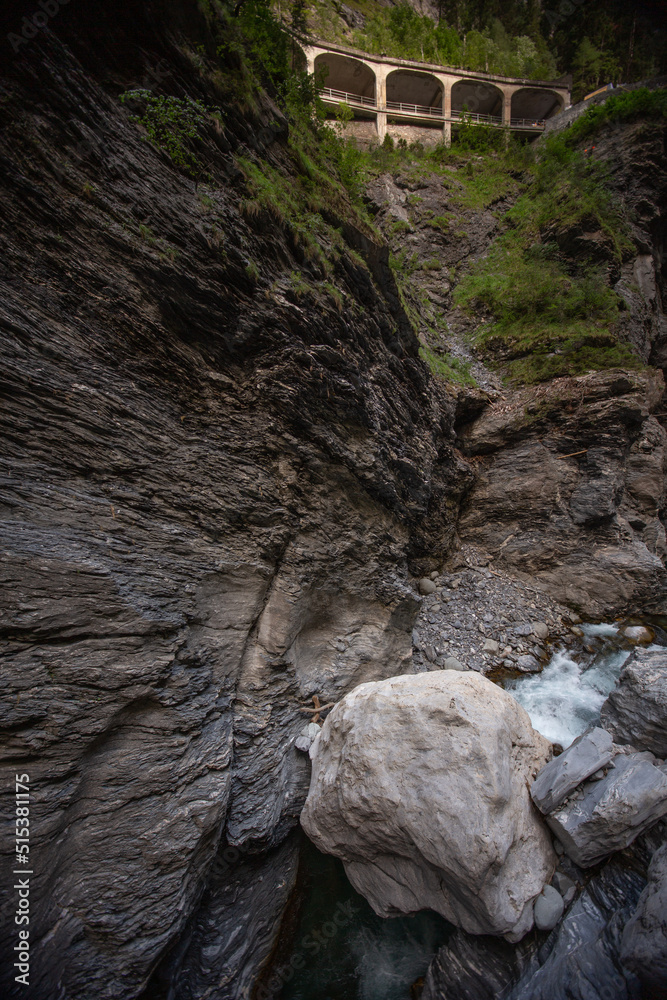 Obraz premium cave in the mountains