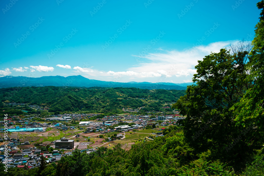 やまのまちを見下ろして