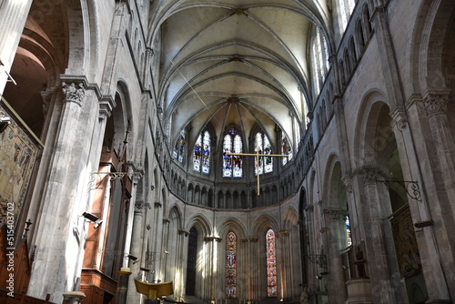 Fototapeta Naklejka Na Ścianę i Meble -  Choeur de la cathédrale de Vienne. France