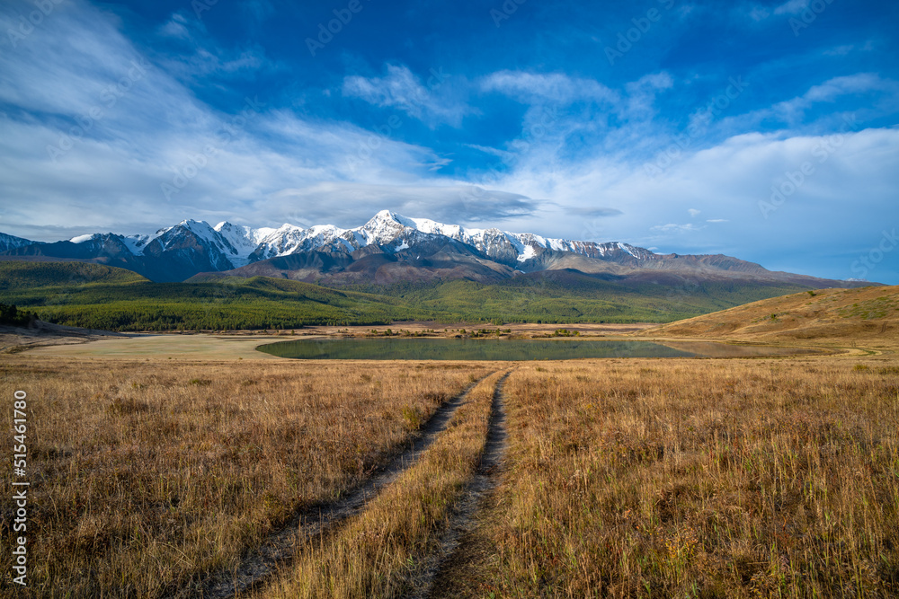 Obraz premium View of Dzhangyskol lake in Eshtykel plateau, Altai Republic, Siberia, Russia