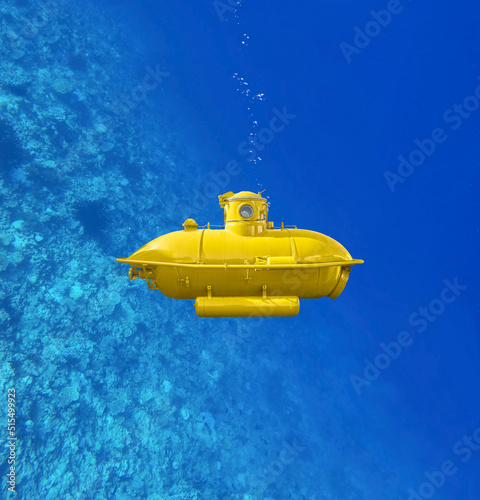 Small yellow submarine on the dive, (is of course a picture montage).