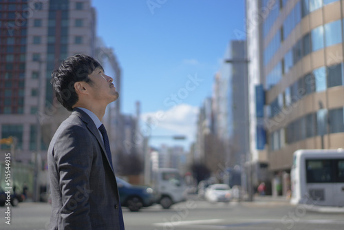 都会のビジネスマン © 茂輝 田代